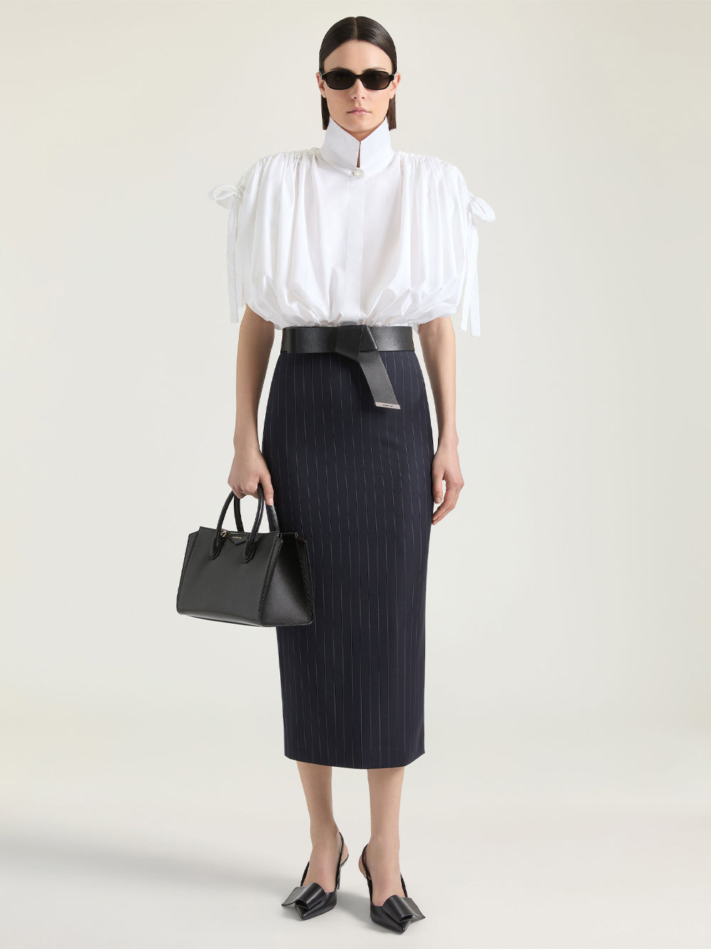 Givenchy Women Borsa "Catchall Antigona" Piccola In Pelle Fiore Lucida GIVENCHY