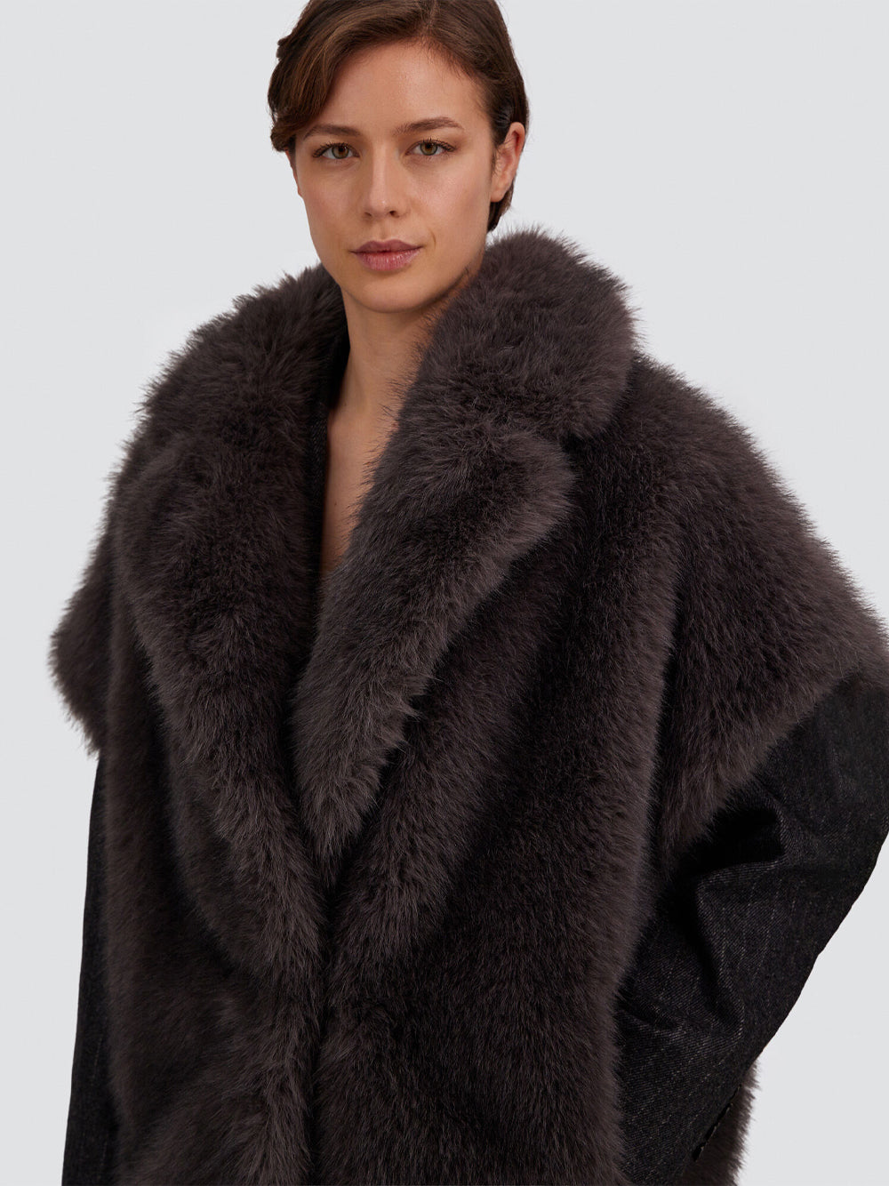 Herno Women Smanicato Tocco Pelliccia A Pelo Lungo HERNO