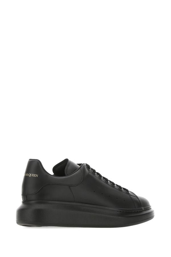 Alexander Mcqueen Man Black Leather Sneakers