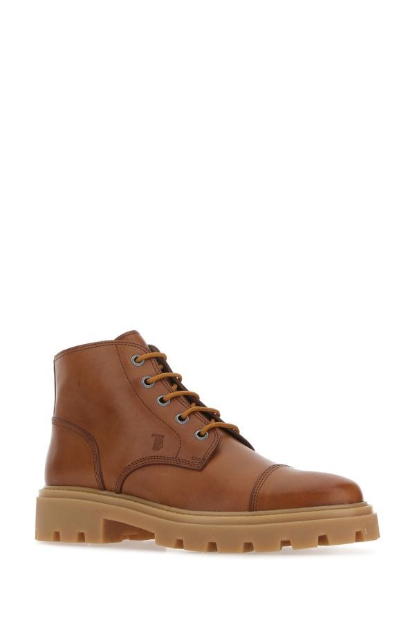 Tod's Man Brown Leather Ankle Boots