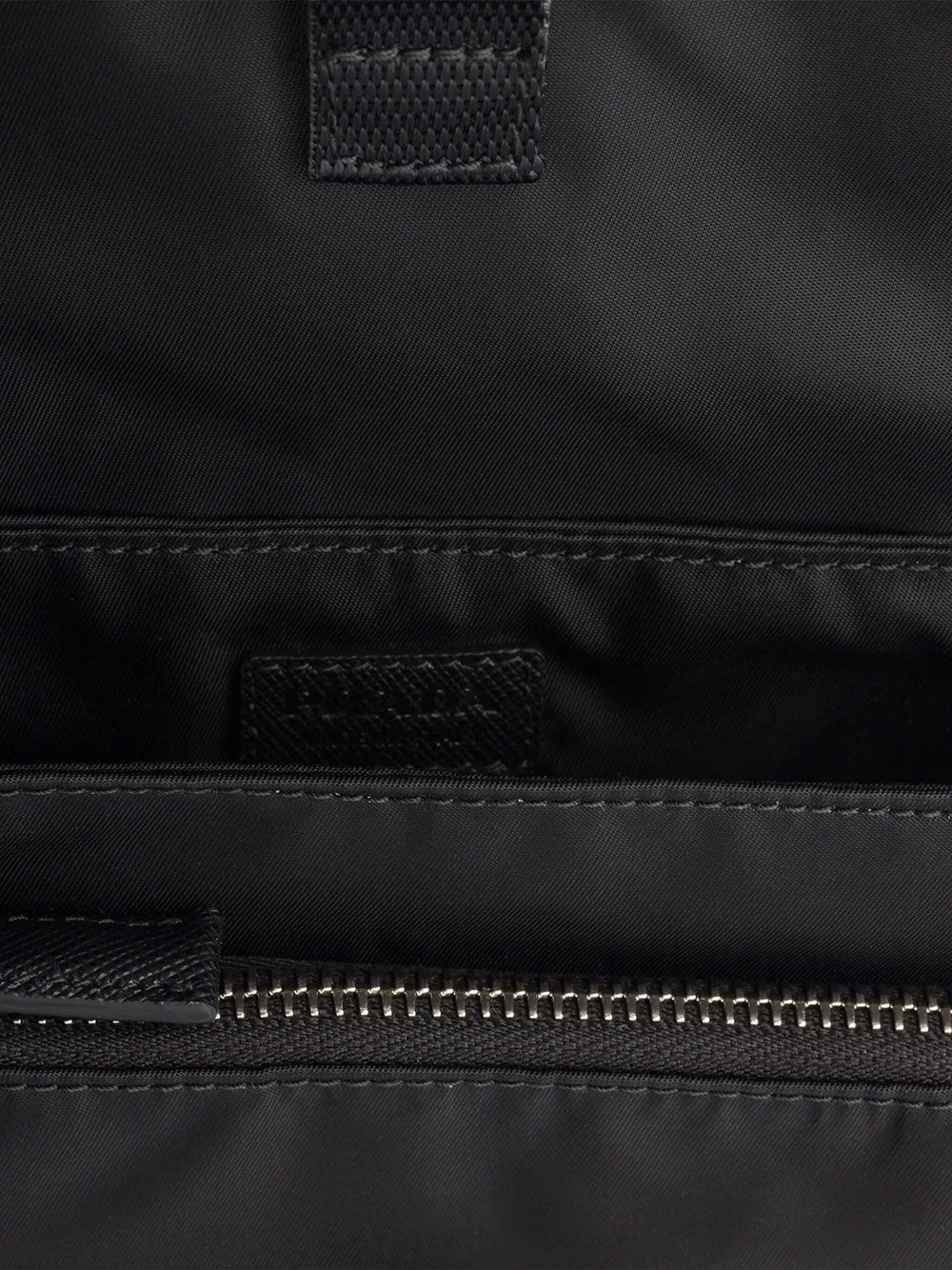 Prada Men Porta Smartphone In Re-Nylon PRADA