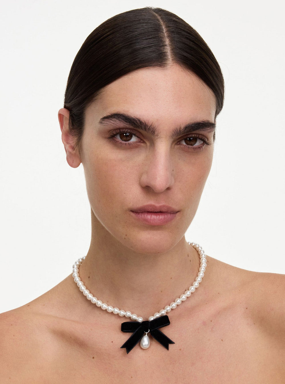 Self-Portrait Women White Necklace With Bead Design And Central Bow In Bronze For Women SELF-PORTRAIT