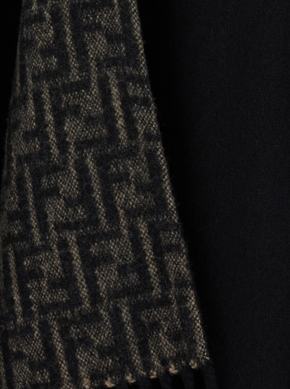 Fendi Women Black Double-Faced Poncho With Inner Ff Motif In Wool And Cashmere Blend Woman FENDI