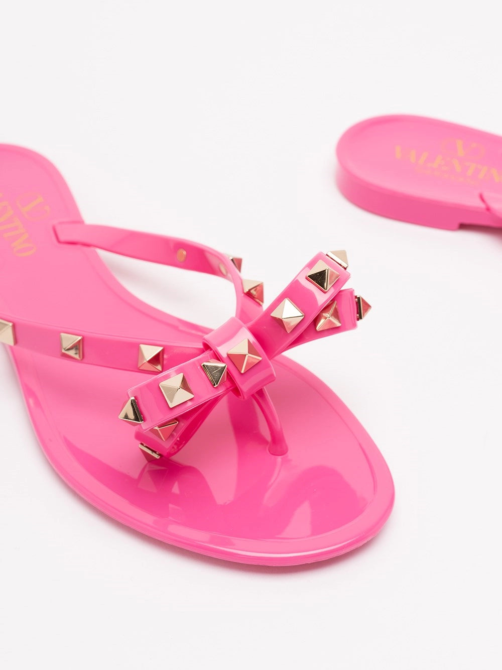Valentino Garavani Women `Summer Rockstud` Thong Sandals VALENTINO GARAVANI