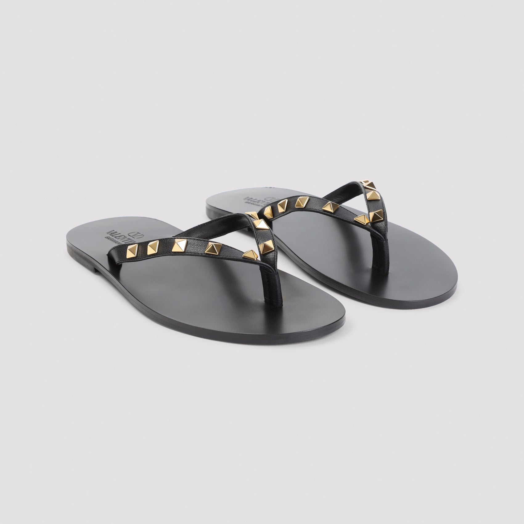 Valentino Garavani Studs Thong Men VALENTINO GARAVANI