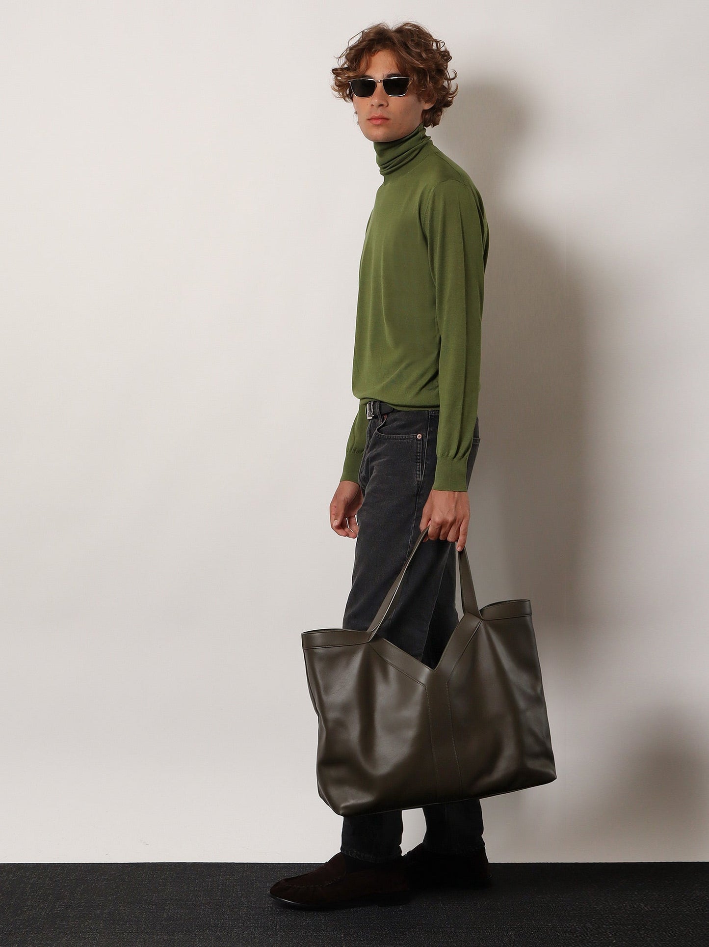 Saint Laurent Men Y Oversize Leather Tote Bag SAINT LAURENT