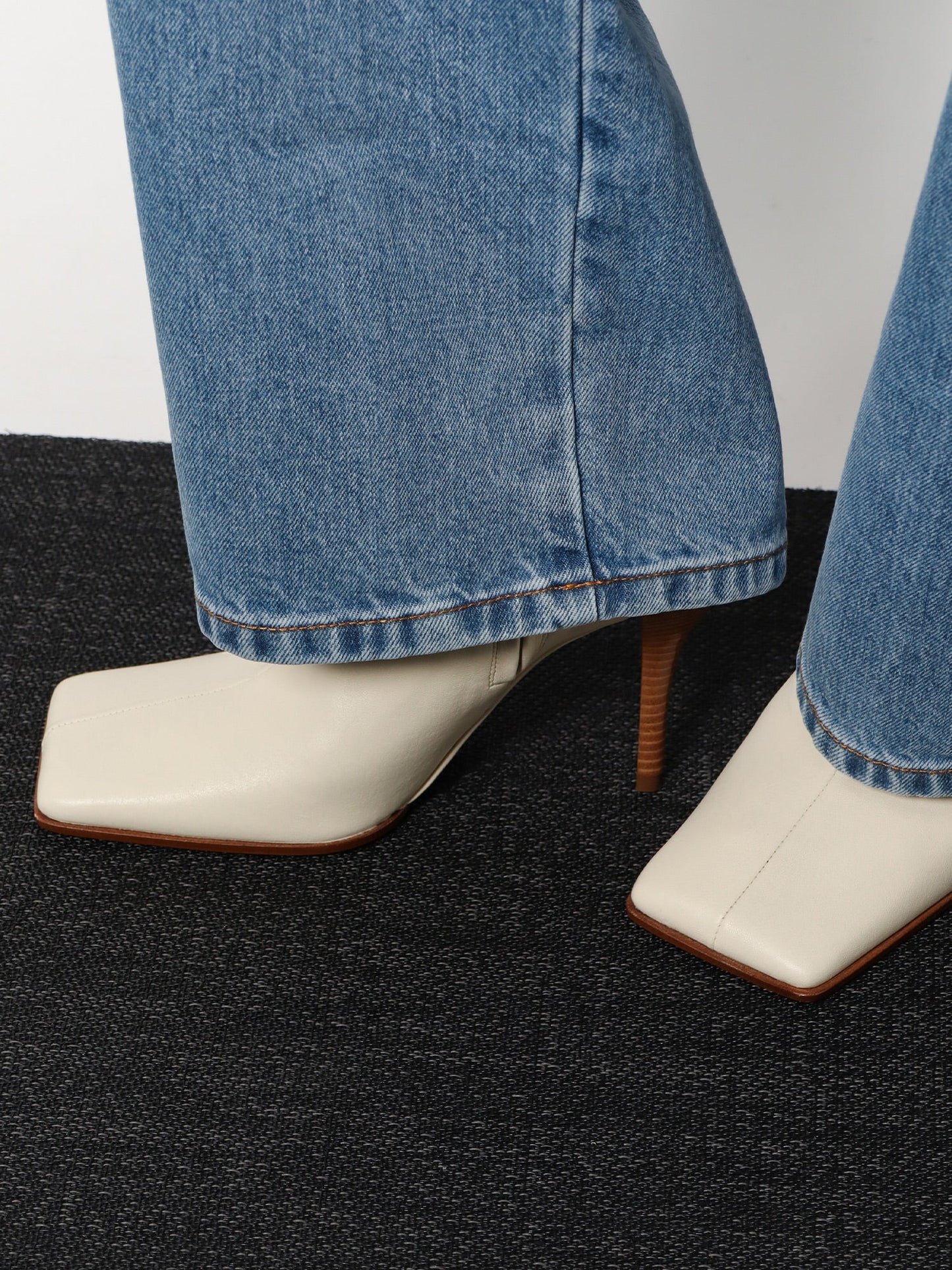 Alaia Women Leather Boots ALAIA