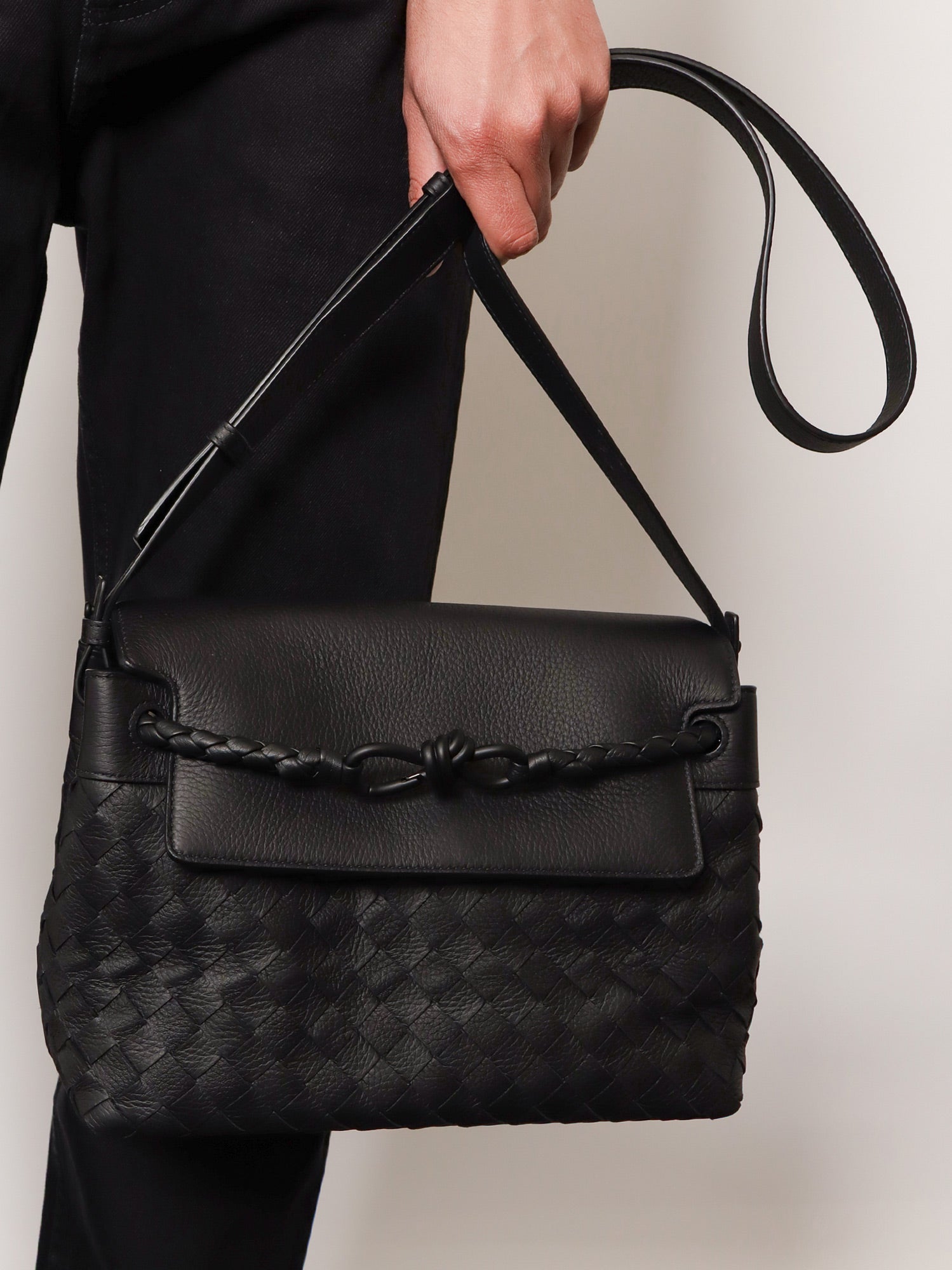 Bottega Veneta Men Andiamo Leather Shoulder Bag With Intrecciato Pattern BOTTEGA VENETA