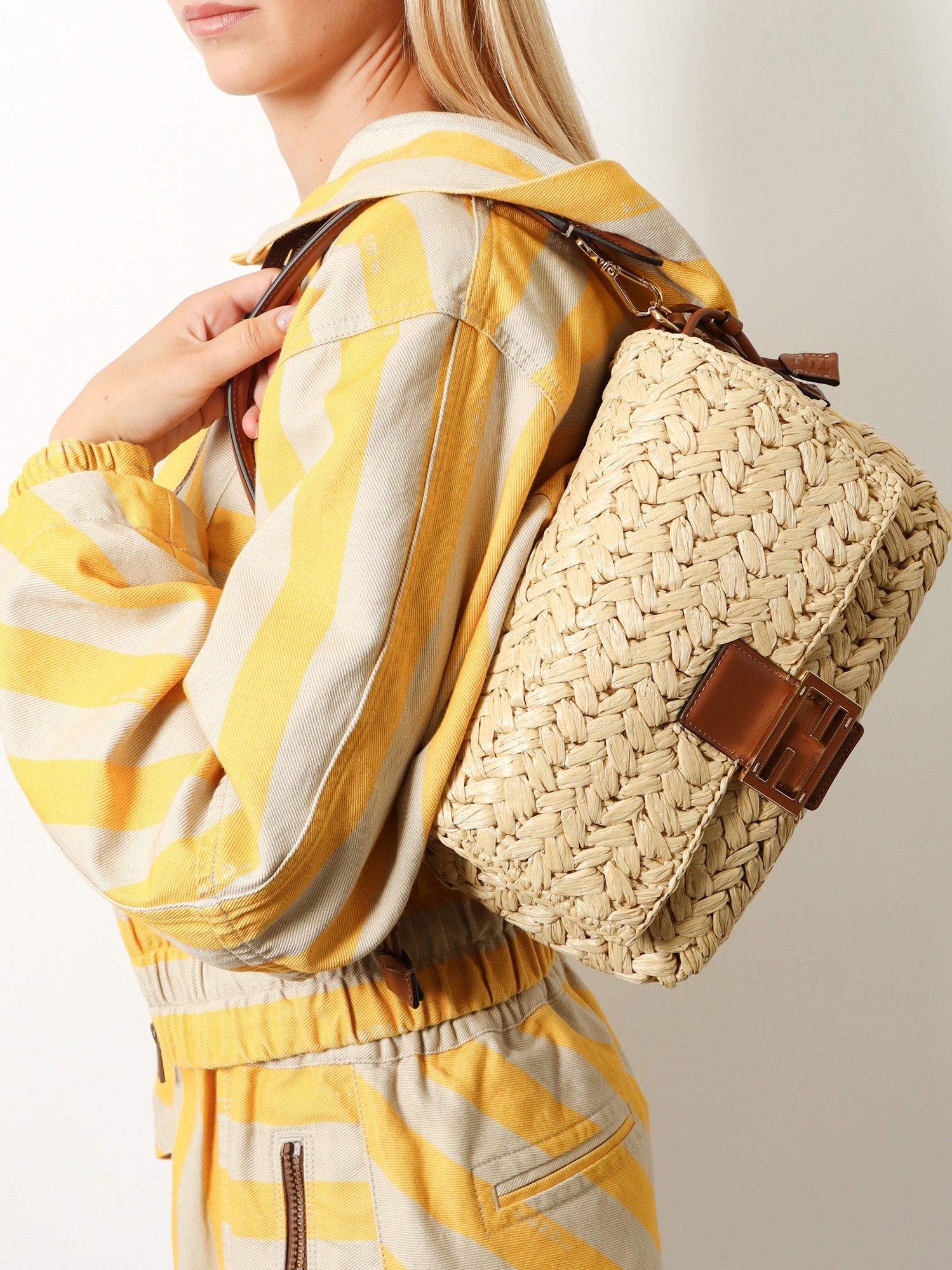 Fendi Women Mamma Baguette Medium Raffia Crossbody Bag FENDI