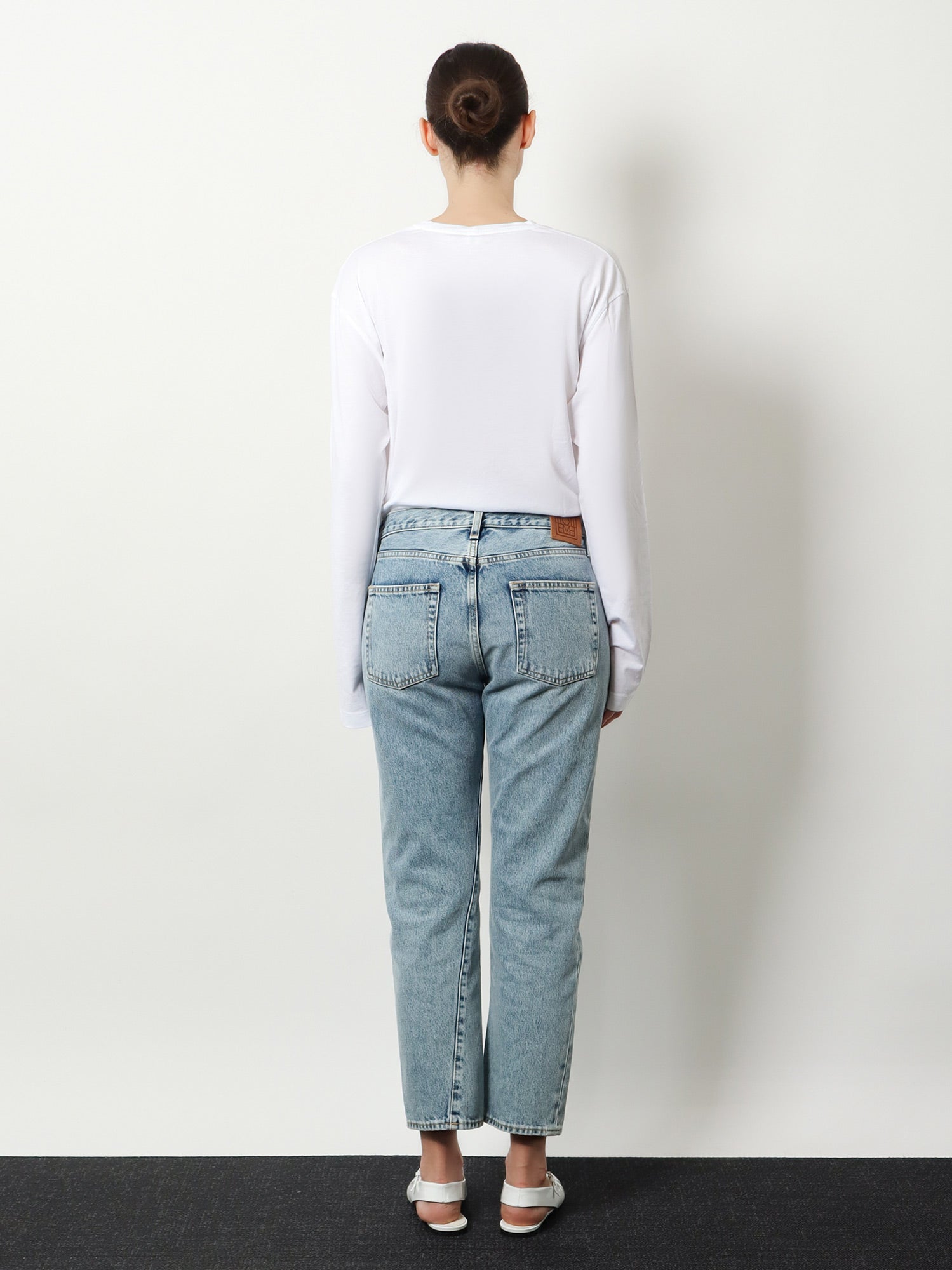 Toteme Women Twisted Seam Organic Cotton Jeans TOTEME