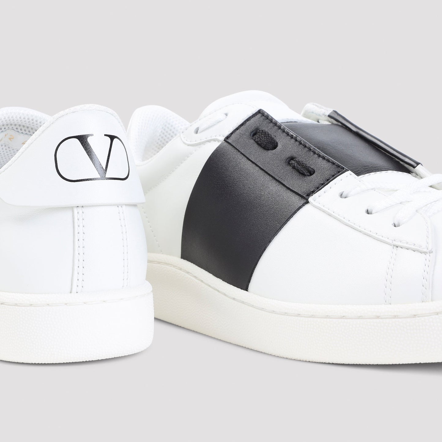 Valentino Garavani Sneakers Women VALENTINO GARAVANI