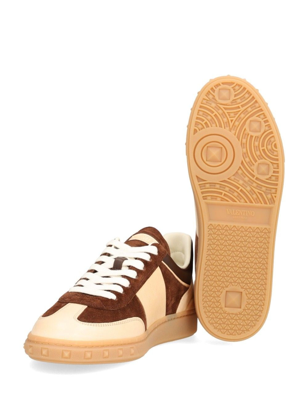 Valentino Garavani Men Upvillage Low Top Sneaker VALENTINO GARAVANI