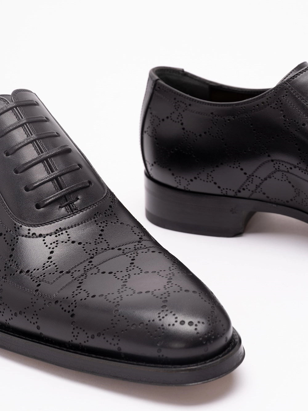 Gucci Men Lace-Up Shoes GUCCI