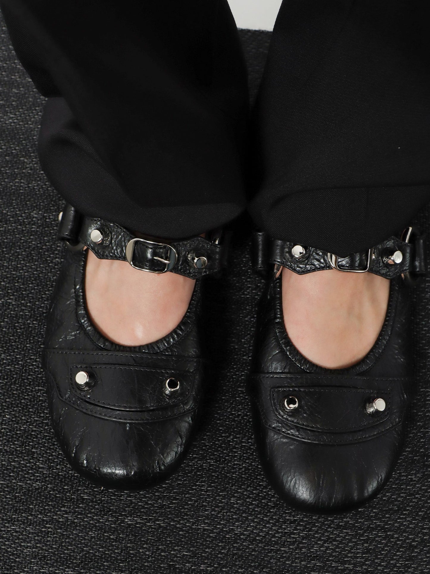 Balenciaga Women City Flat L005 Leather Ballerinas BALENCIAGA