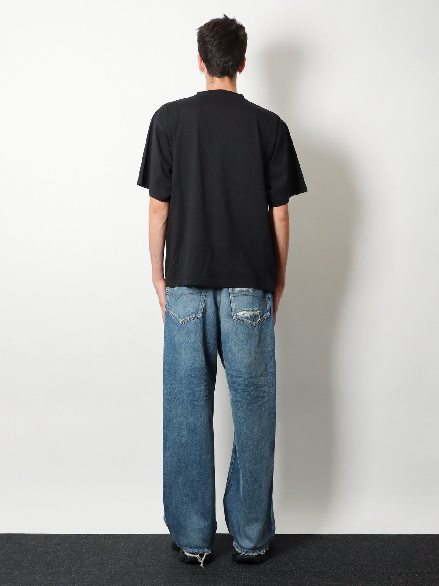 Balenciaga Men Cotton T-Shirt With Front Print BALENCIAGA