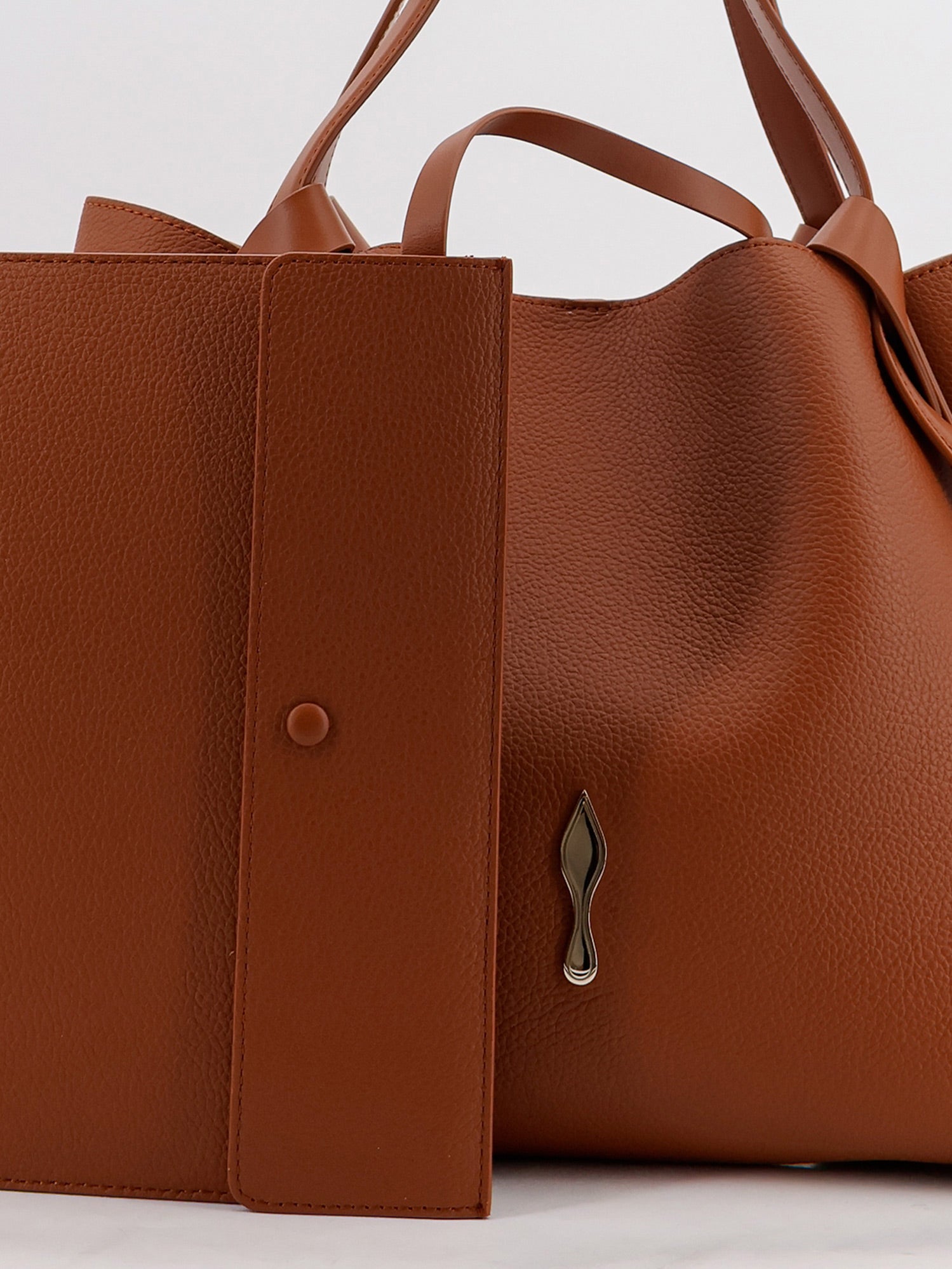 Christian Louboutin Women Borsa A Spalla Bettina Small In Pelle CHRISTIAN LOUBOUTIN
