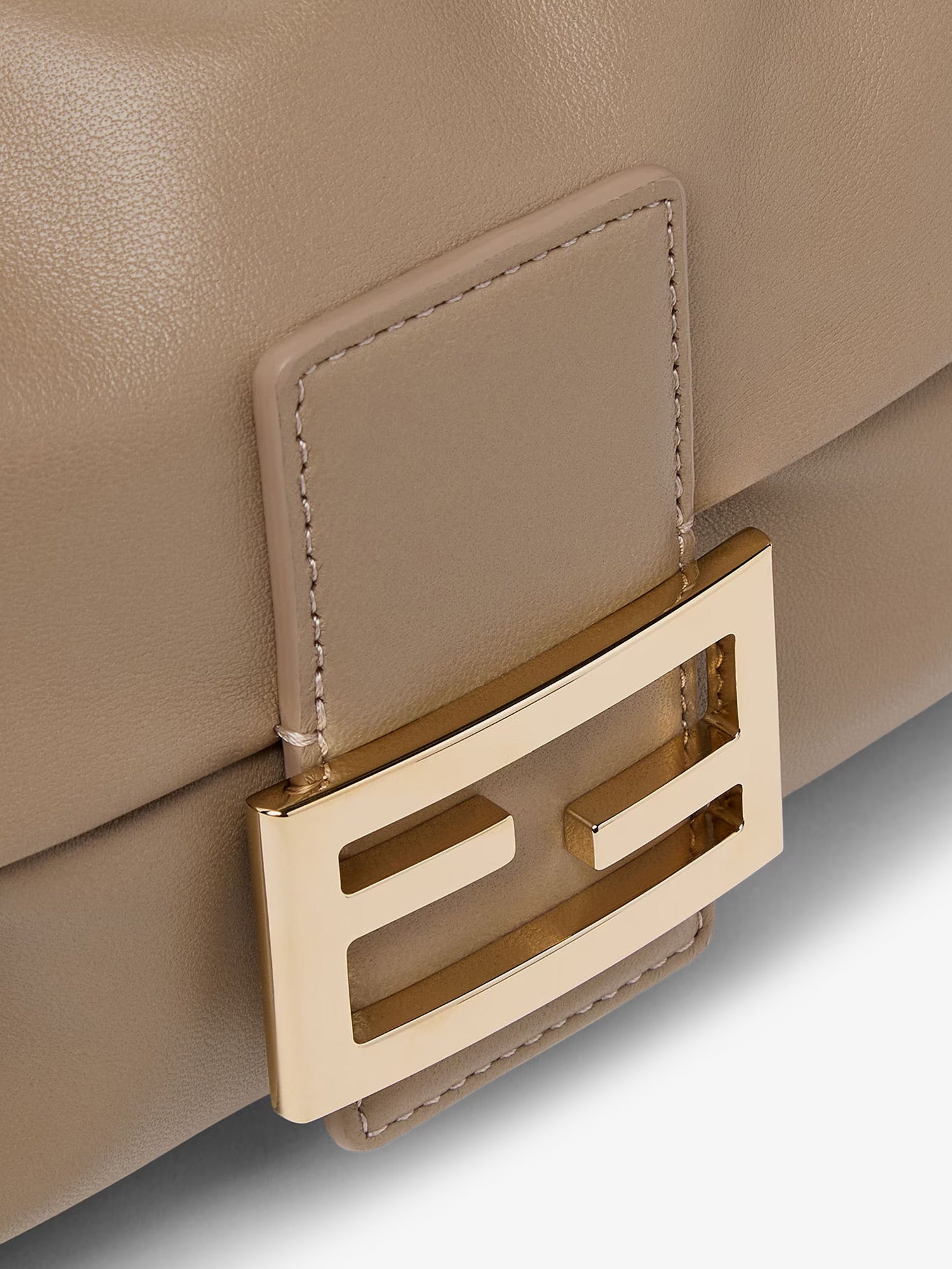Fendi Women Baguette Soft Medium Leather Shoulder Bag FENDI