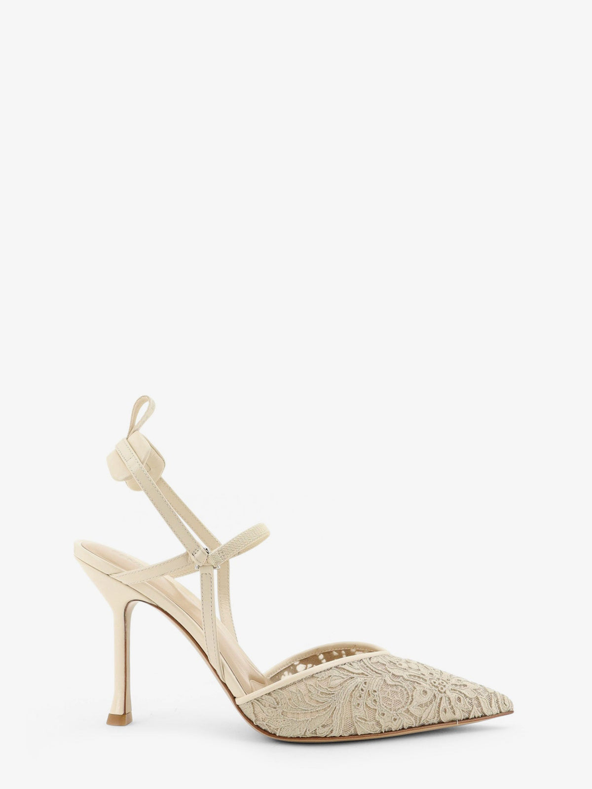 Fendi Women Very Colibrã¬ High-Heeled Pump FENDI