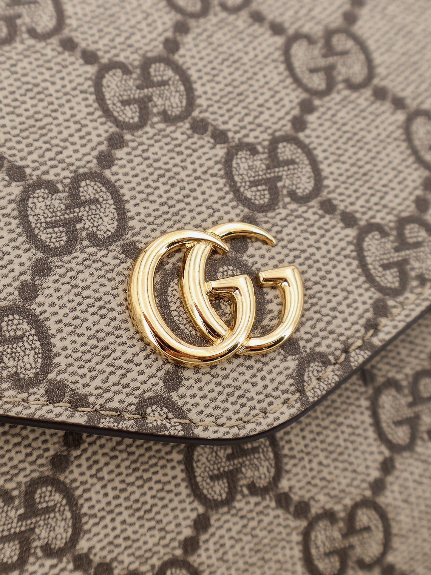 Gucci Women Ophidia Gg Supreme Fabric Crossbody Bag GUCCI