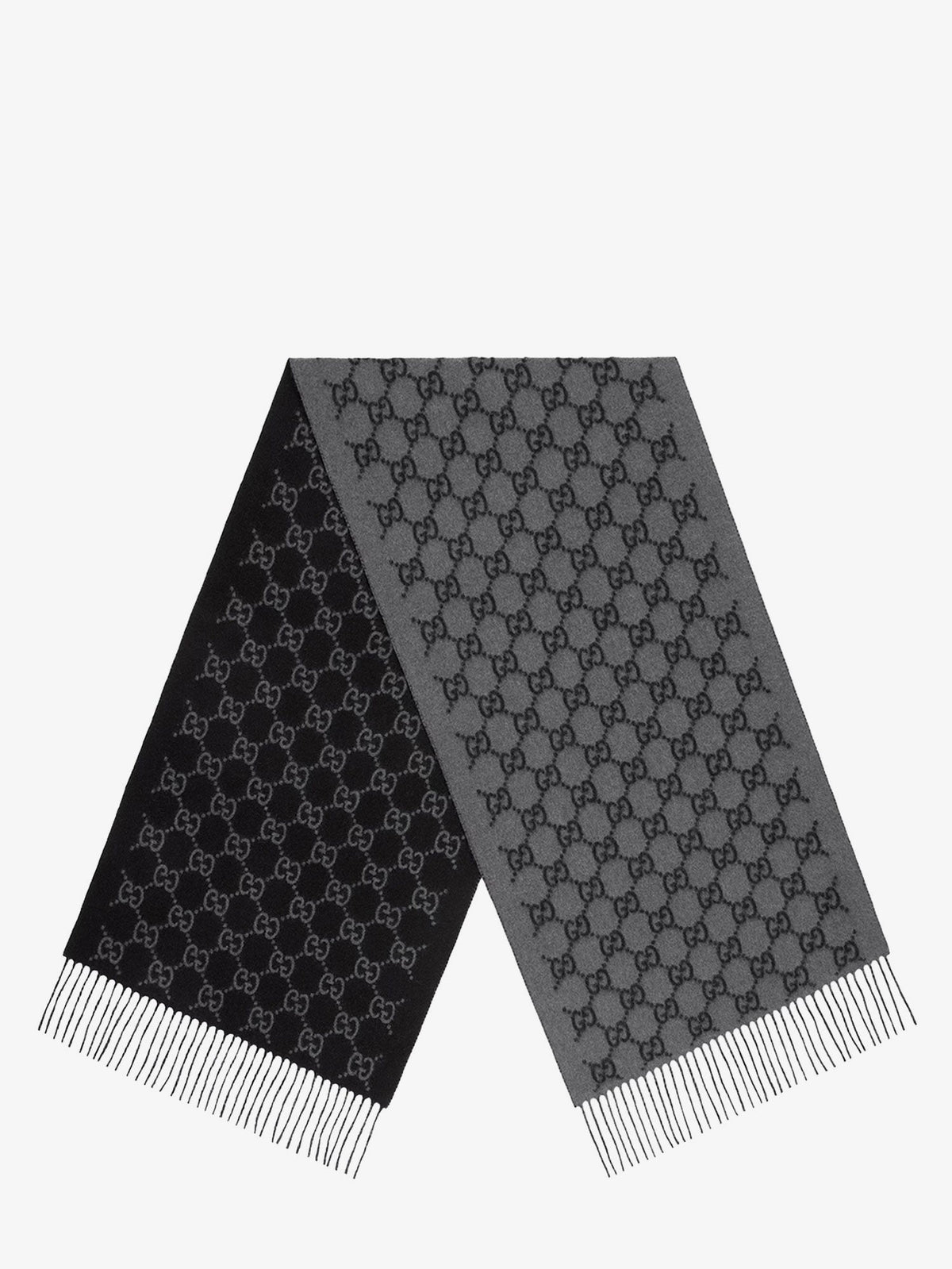 Gucci Men Sciarpa Realizzata In Jacquard Di Cashmere Gg E Impreziosita Da Finiture Con Frange. GUCCI