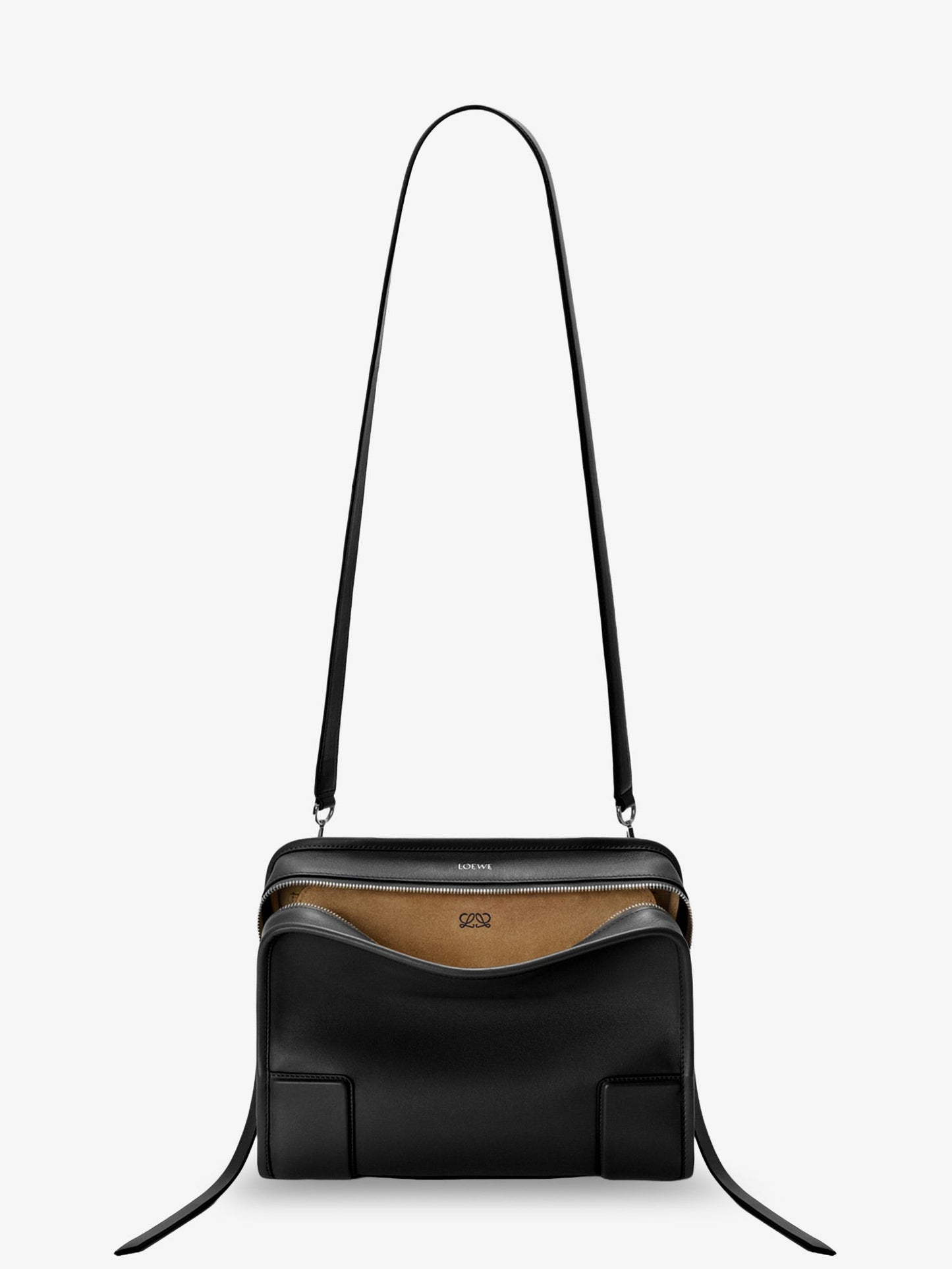 Loewe Women Amazona 180 Leather Handbag LOEWE