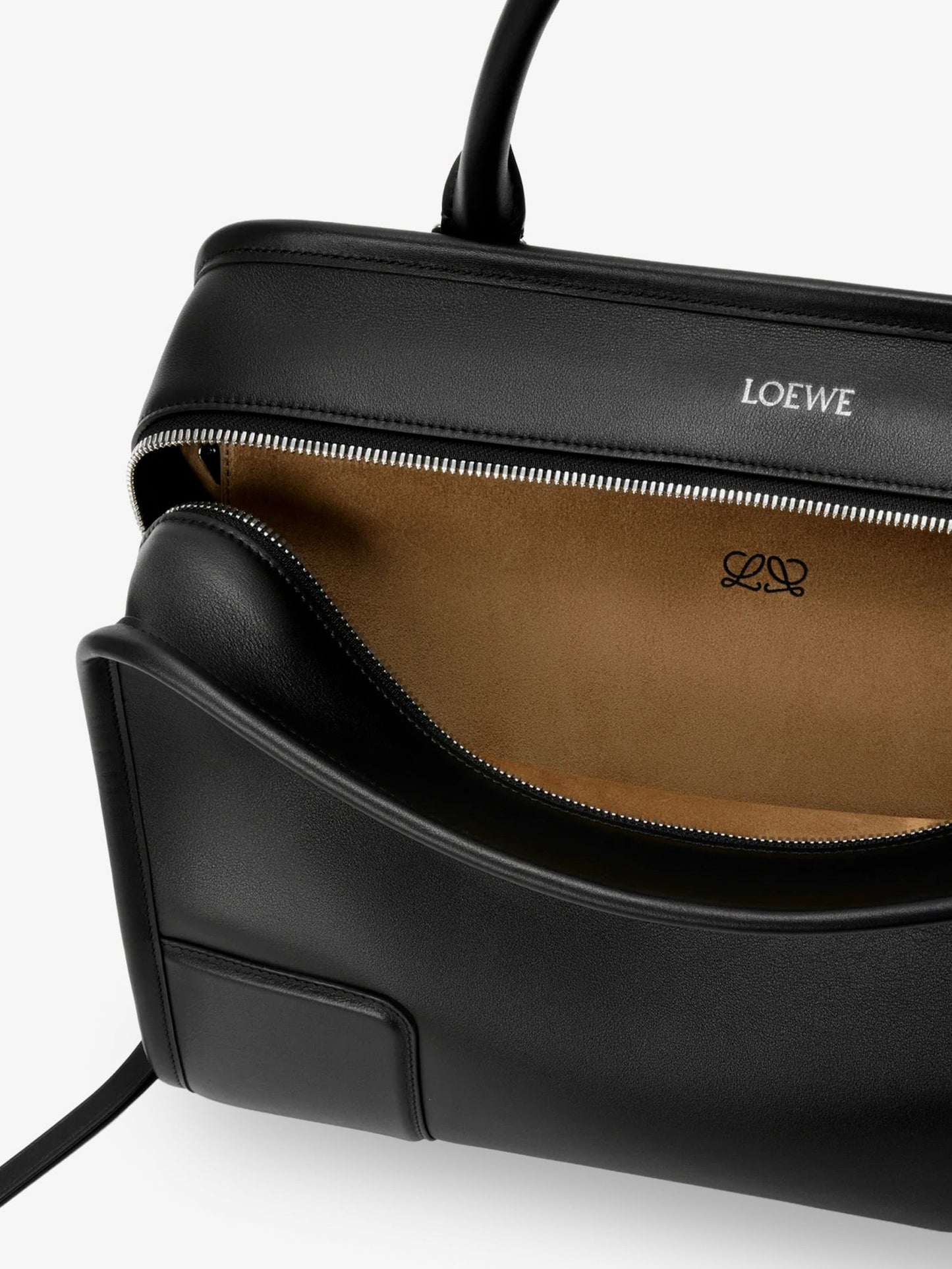 Loewe Women Amazona 180 Leather Handbag LOEWE