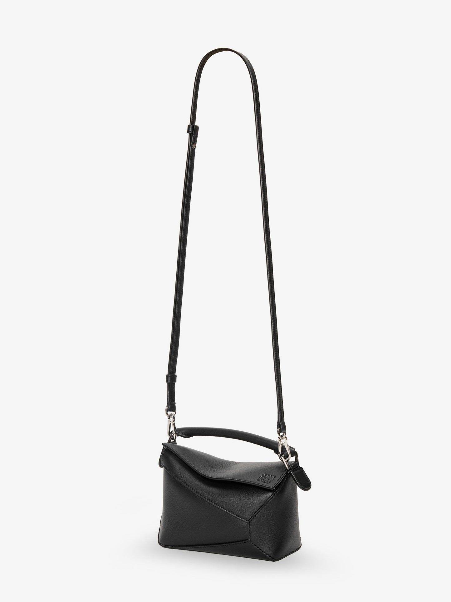 Loewe Women Puzzle Edge Leather Handbag LOEWE