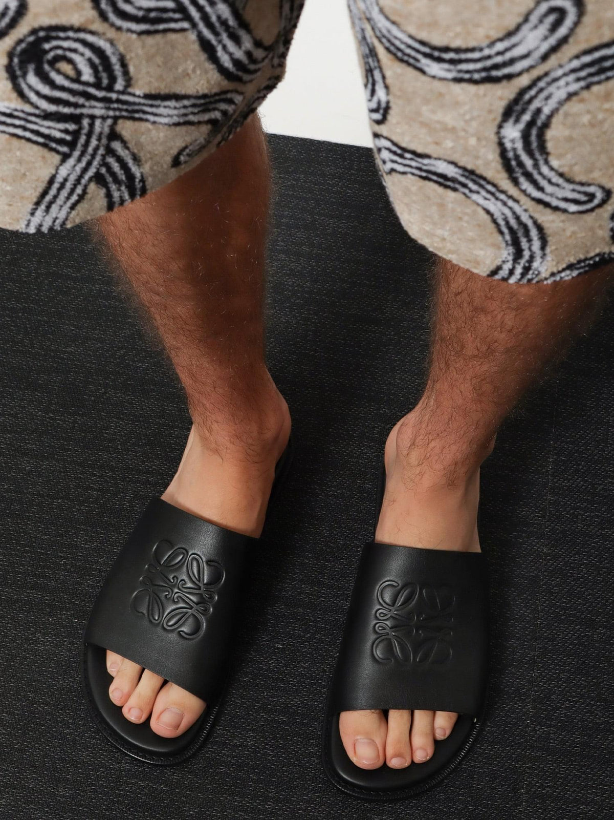 Loewe Men Paula's Ibiza - Flex Anagram Leather Sandals LOEWE