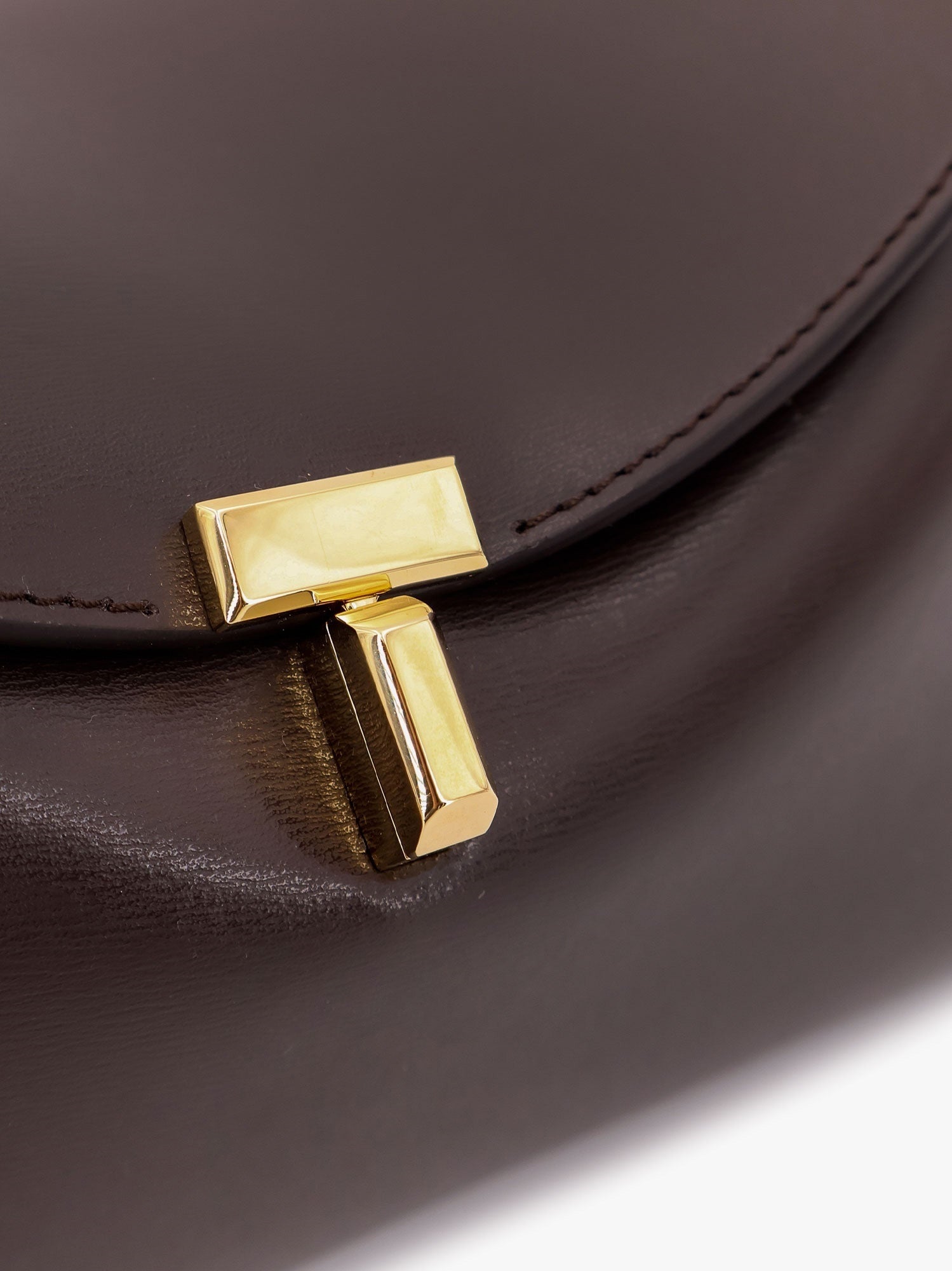 Toteme Women T-Lock Clutch Leather Crossbody Bag TOTEME