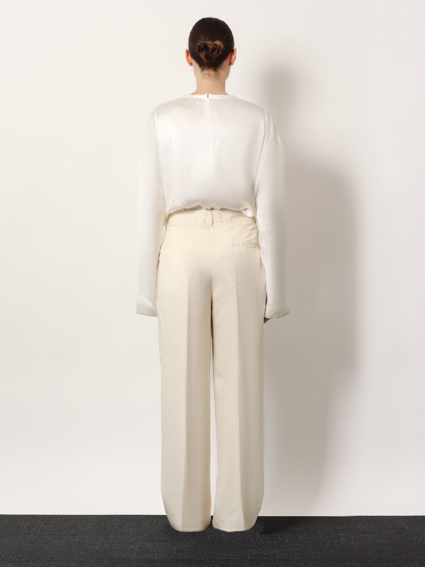 Toteme Women Double-Pleat Fluid Viscose Trousers TOTEME