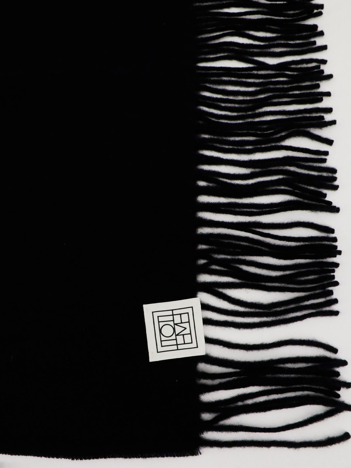 Toteme Women Wool And Cashmere Blend Scarf TOTEME