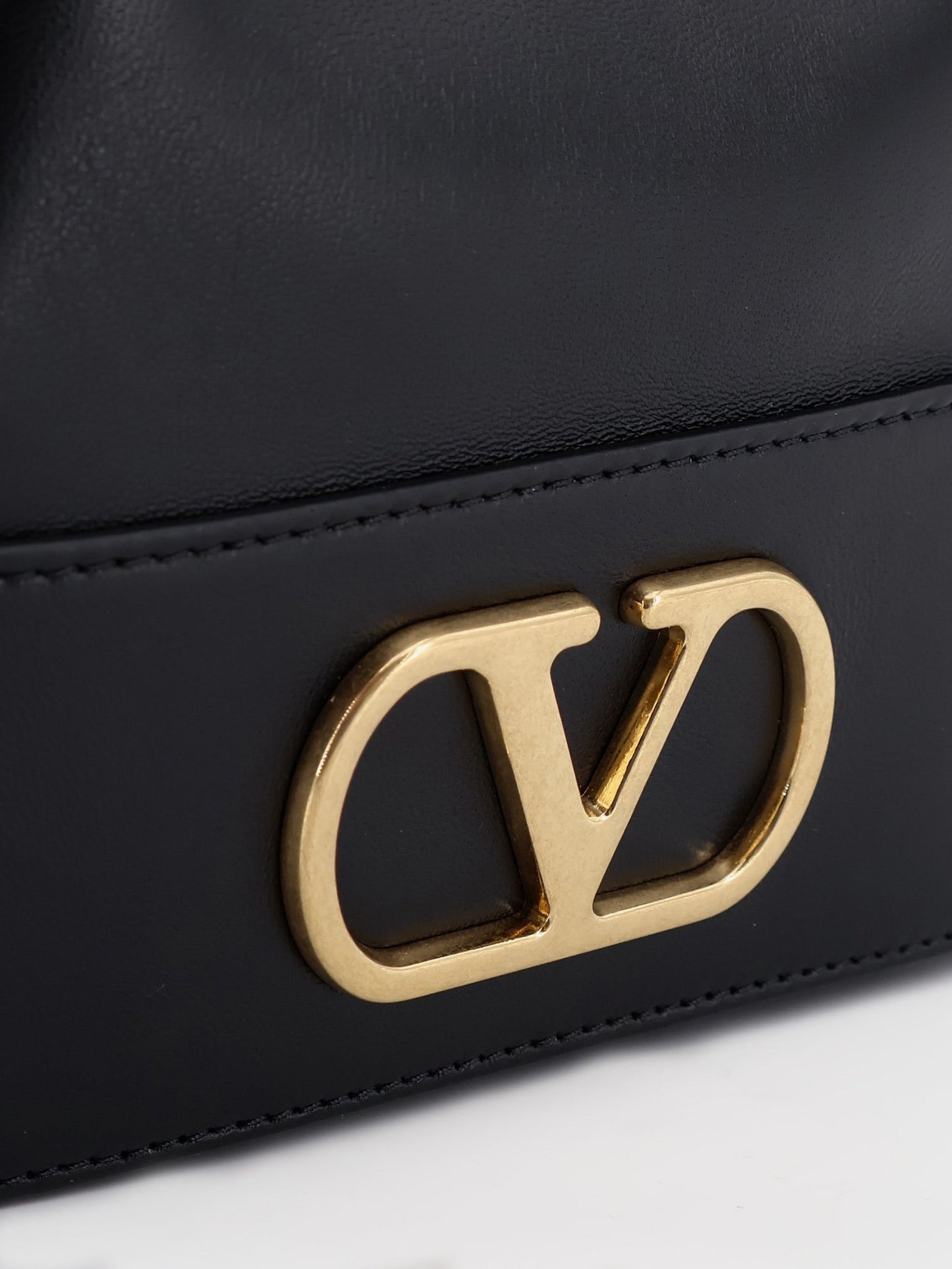 Valentino Garavani Women Vlogo Signature Leather Bucket Bag VALENTINO GARAVANI