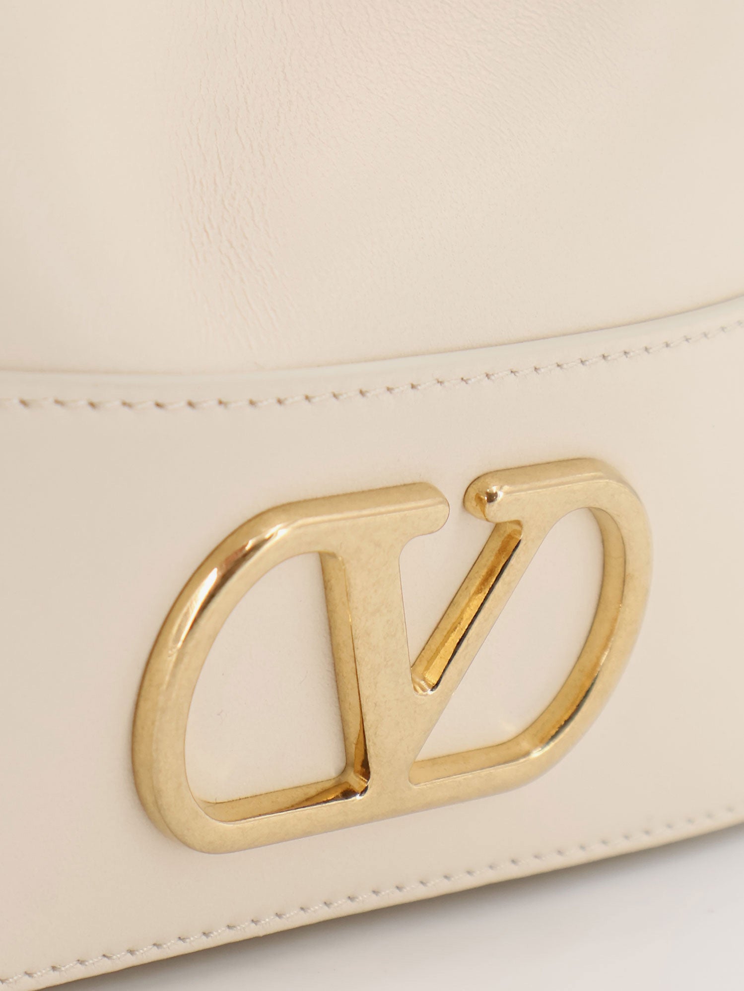 Valentino Garavani Women Vlogo Signature Leather Bucket Bag VALENTINO GARAVANI