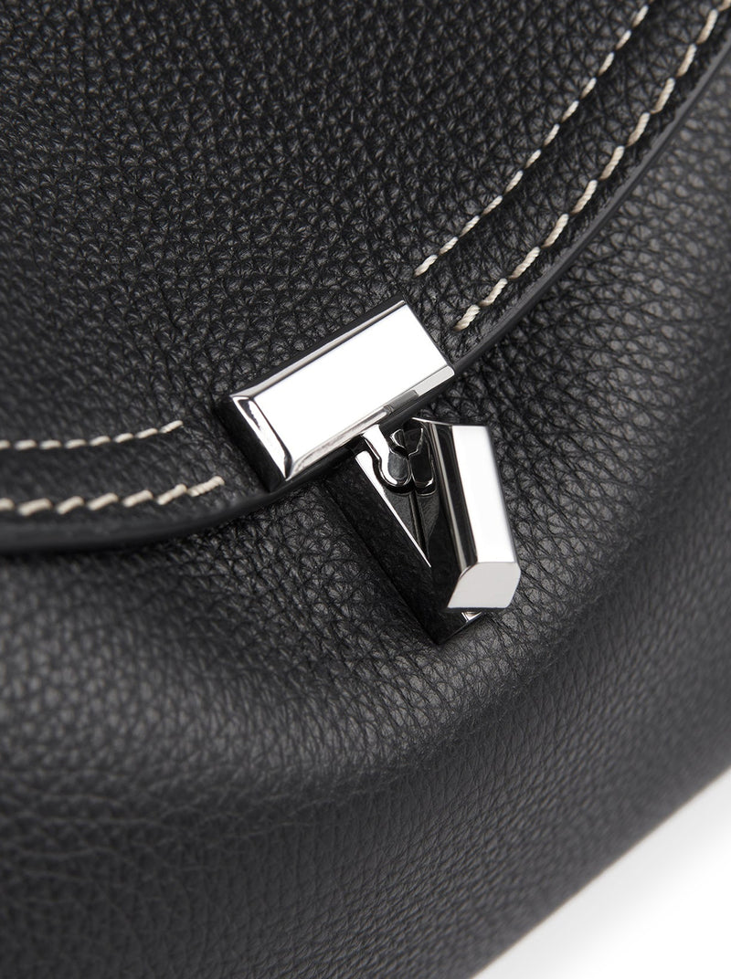 Toteme Women T-Lock Clutch Black Grain TOTEME