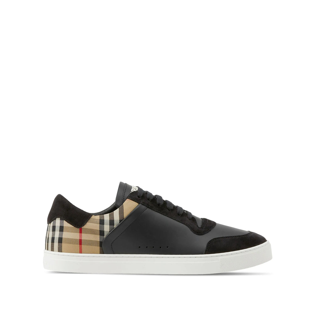 Burberry Black Trainers - Low-Tops Men BURBERRY