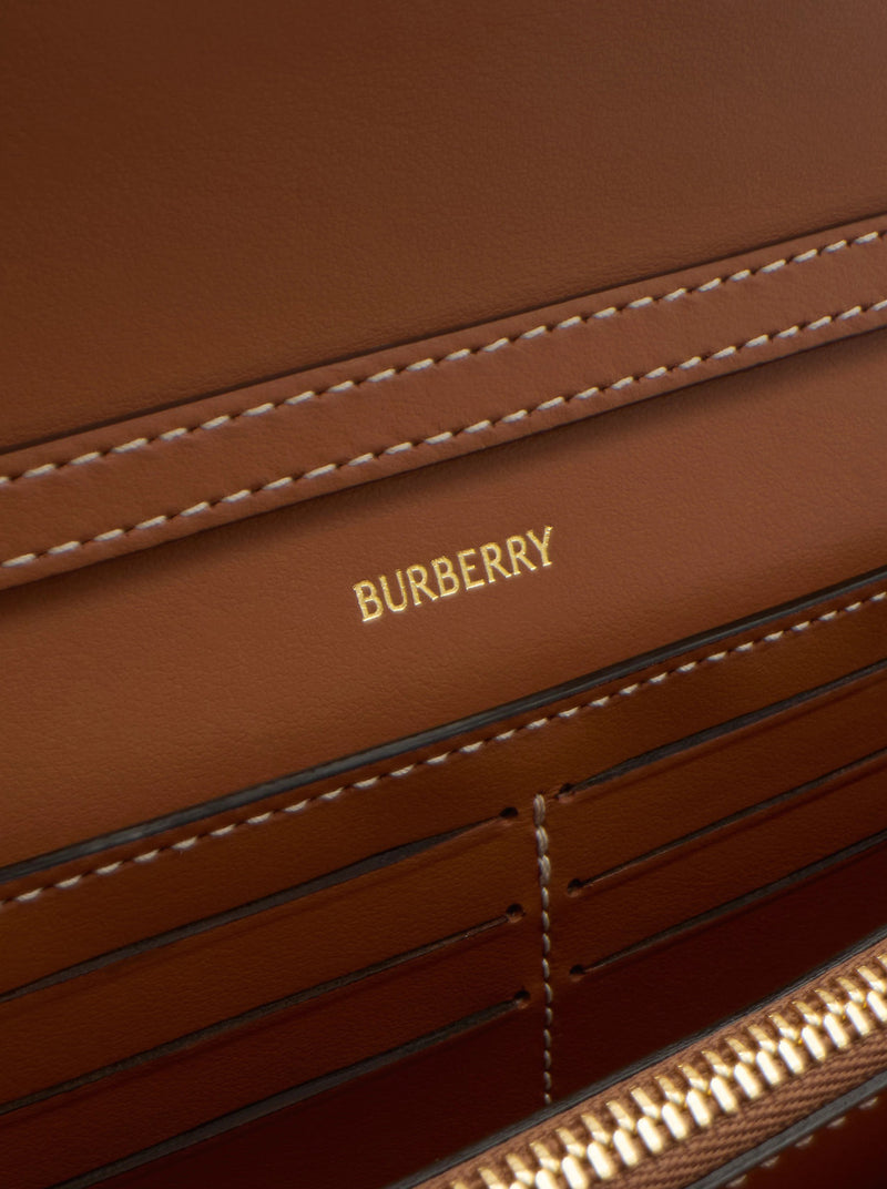 Burberry Women Check Wallet With Chain ??Shoulder Strap BURBERRY