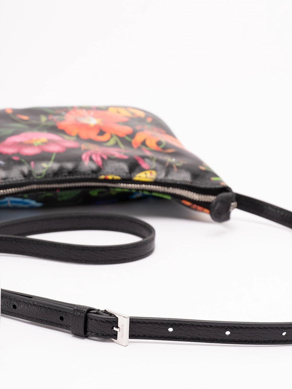 Gucci Women `Gucci Essence` Shoulder Bag GUCCI