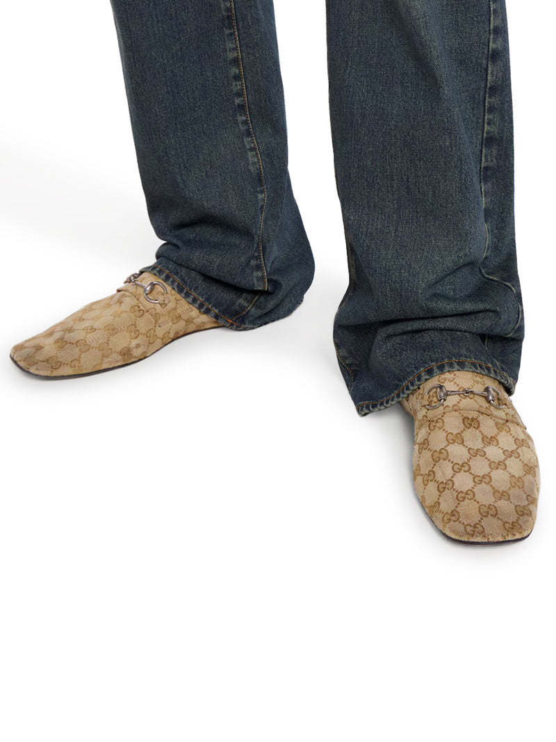 Gucci Men Lived-Effect Moccasin With Horse Clip GUCCI