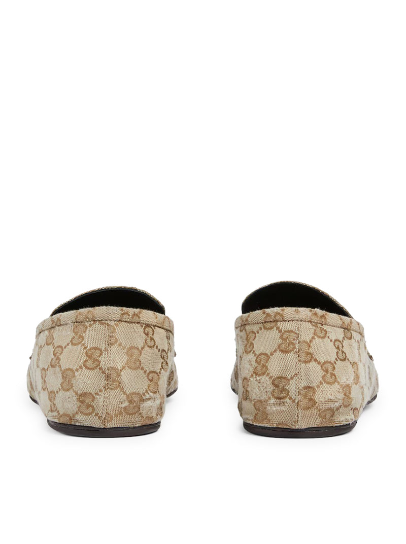 Gucci Men Lived-Effect Moccasin With Horse Clip GUCCI