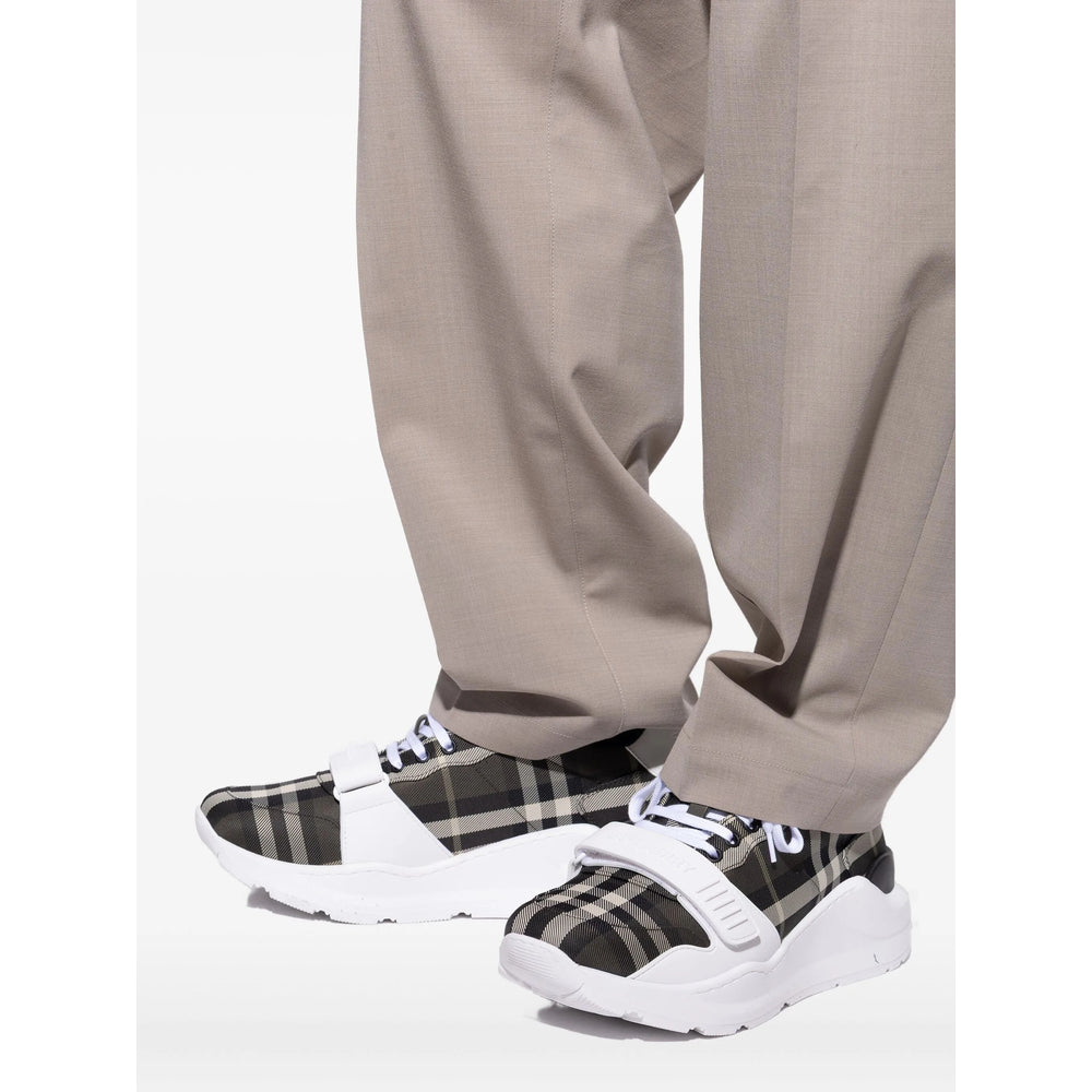 Burberry Green Trainers - Low-Tops Men BURBERRY