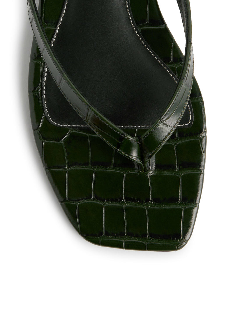 Toteme Women Croco-Embossed Flip-Flops TOTEME