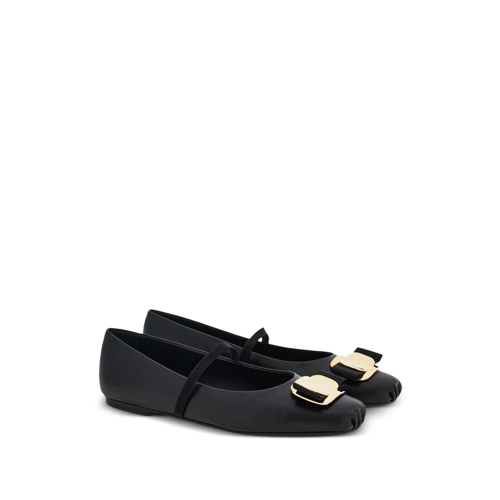 Ferragamo Black Ballet Flats Women FERRAGAMO