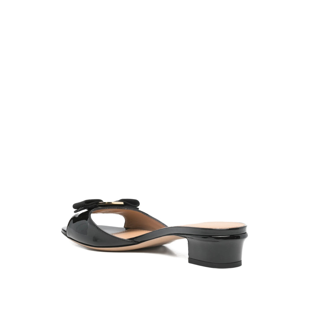 Ferragamo Black Shoes Women FERRAGAMO