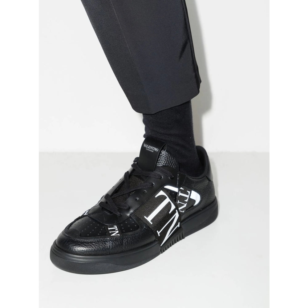 Valentino Garavani Black Trainers - Low-Tops Men VALENTINO GARAVANI