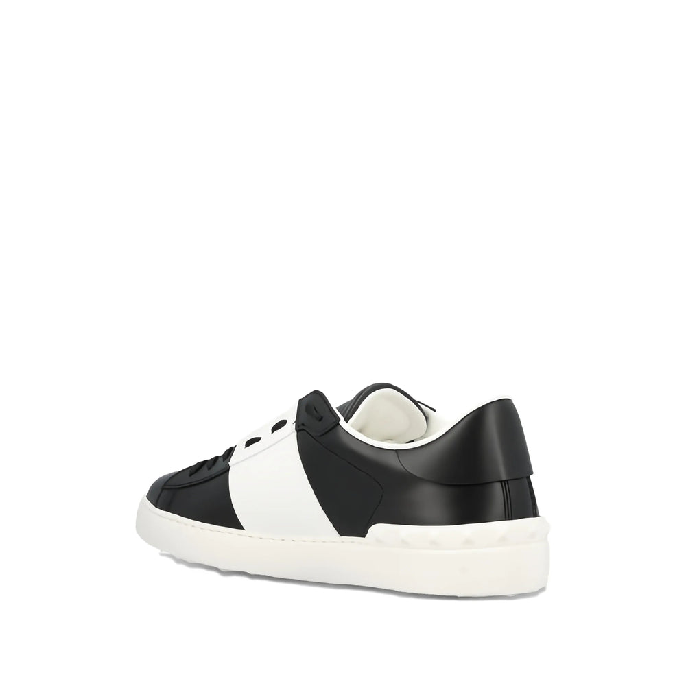 Valentino Garavani Black Trainers - Low-Tops Men VALENTINO GARAVANI