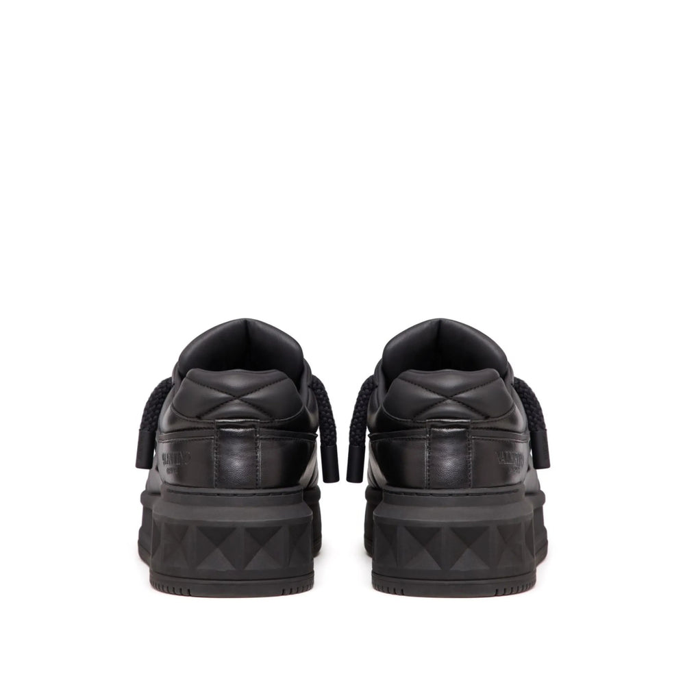 Valentino Garavani Black Trainers - Low-Tops Men VALENTINO GARAVANI