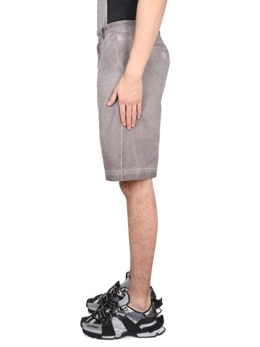 Dolce & Gabbana Men Bermuda Shorts With Logo Plaque DOLCE & GABBANA