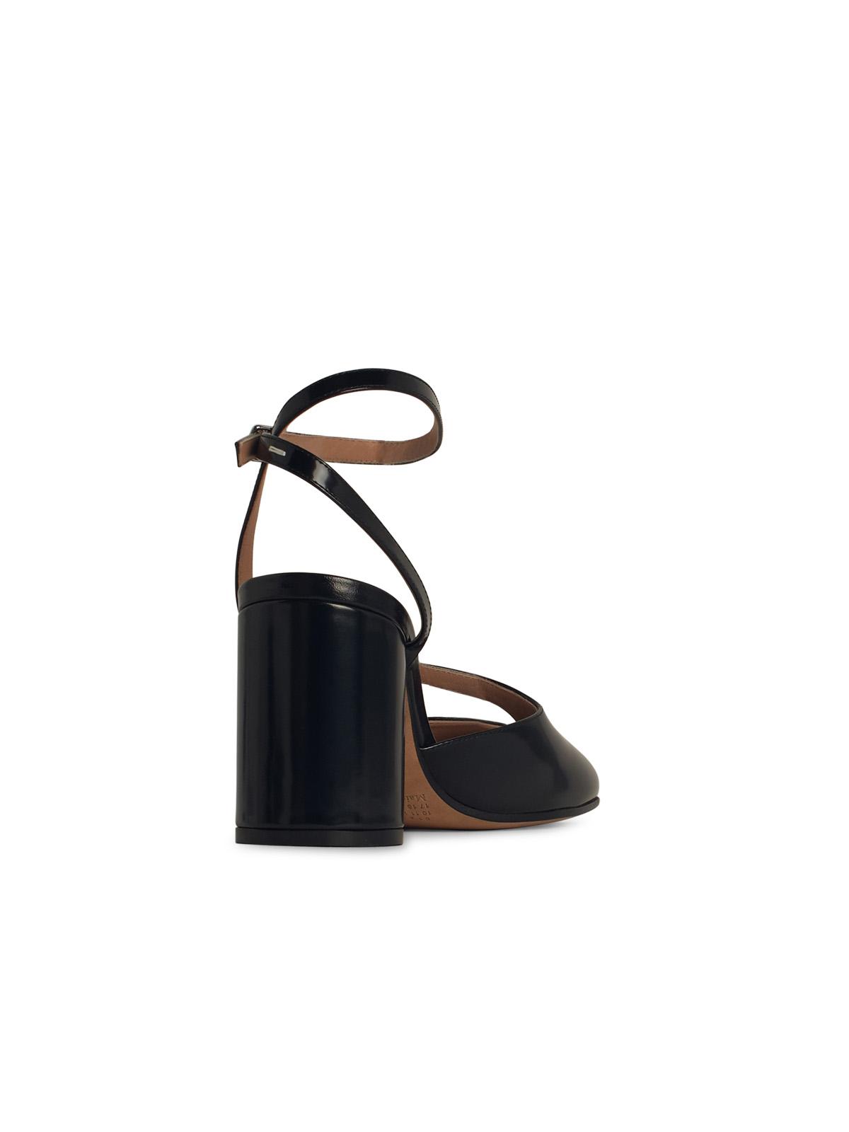 Maison Margiela 'Tabi' Black Leather Sandals Women MAISON MARGIELA