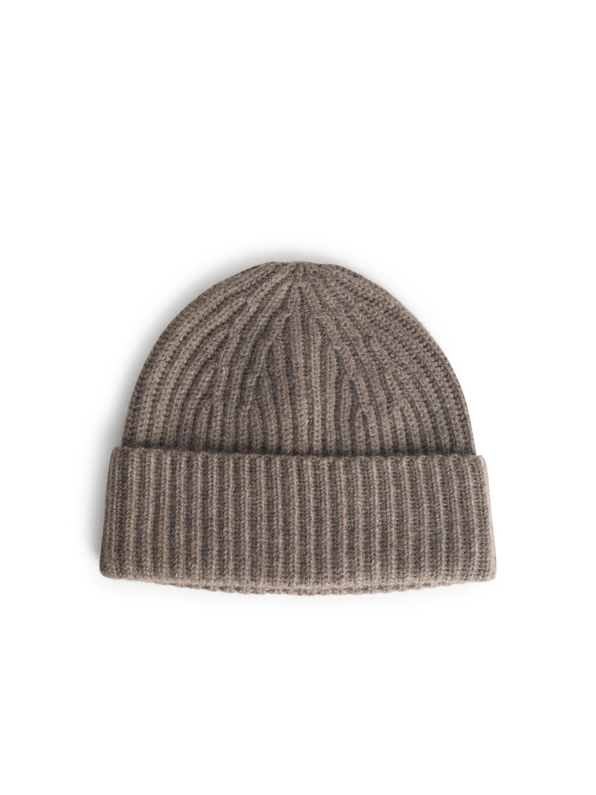 Lisa Yang 'Martigny' Truffle Cashmere Cap Women LISA YANG