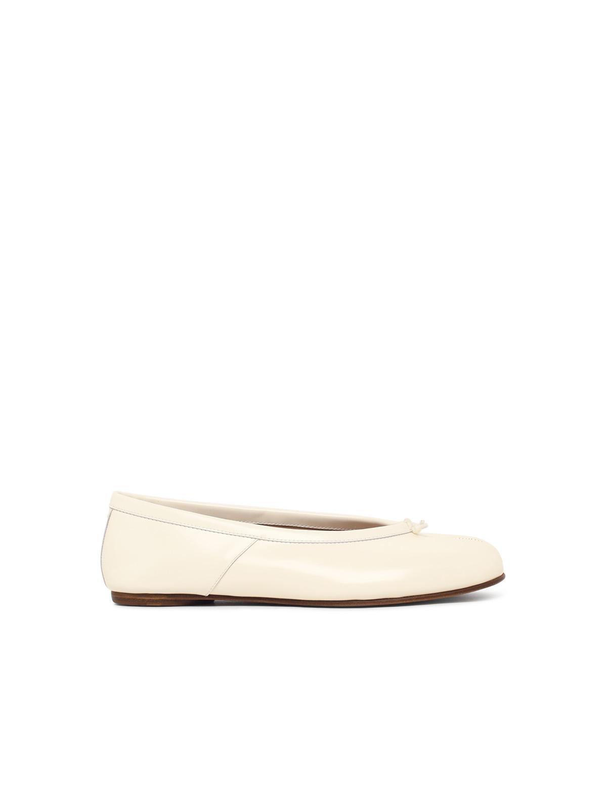 Maison Margiela 'Tabi' White Leather Ballet Flats Women MAISON MARGIELA